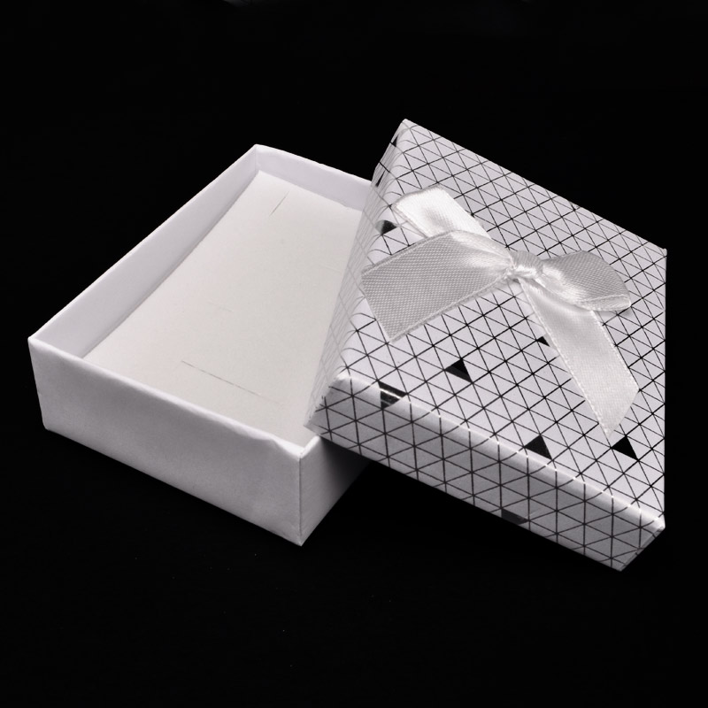 Подарочная коробочка Прямоугольная, 9х7х3 см, Белая (UPK-053801)