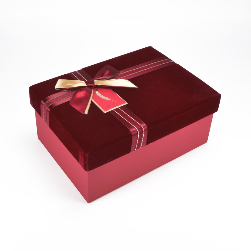 Подарункова коробка Оксамитова прямокутна, 22,5х16х10 см, Бордова (UPK-060638)