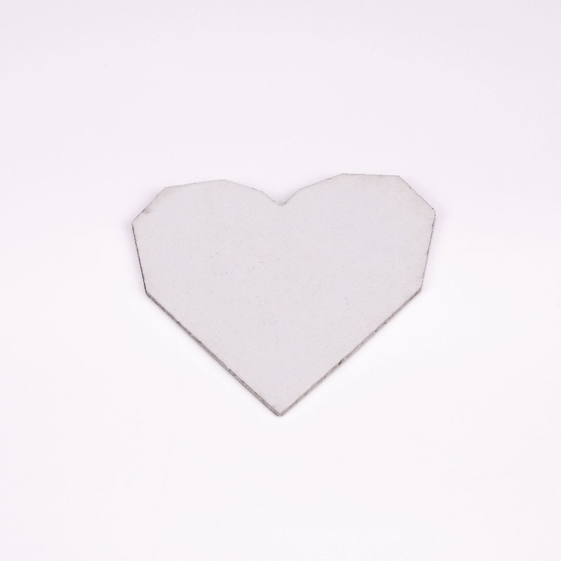 Декоративное изделие из фоамирана Бриллиантовое сердце, 7,5х6,5 см, Красное (FOM-056580)