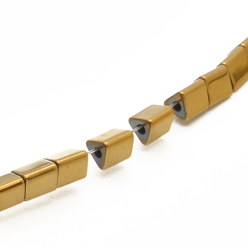 Бусины Гематит, Нат. камень, Треугольник, 3х3х3 мм, С покрытием, Золотистые (BUS-054006)