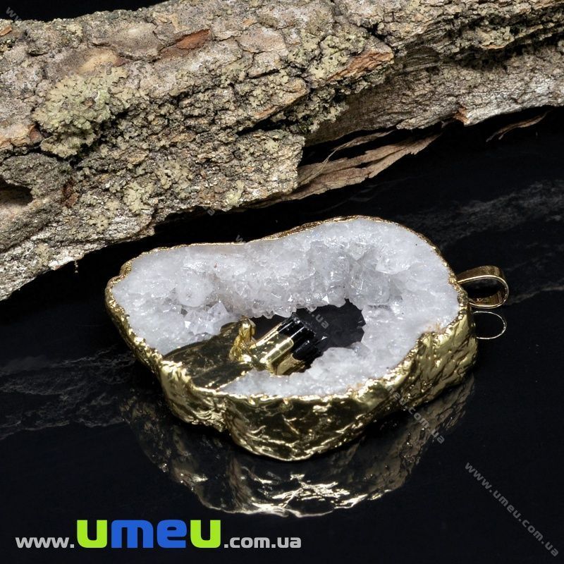 Підвіска з натурального каменю Друза Гірського кришталю з кіанітом в металі, 57х40 мм (POD-031621)