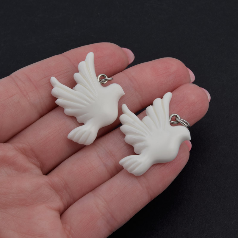 Підвіска Голуб із полімерної глини, 35х25 мм, Біла (POD-058993)