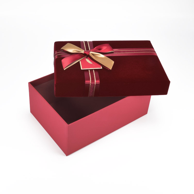 Подарункова коробка Оксамитова прямокутна, 20х14х8 см, Бордова (UPK-060637)