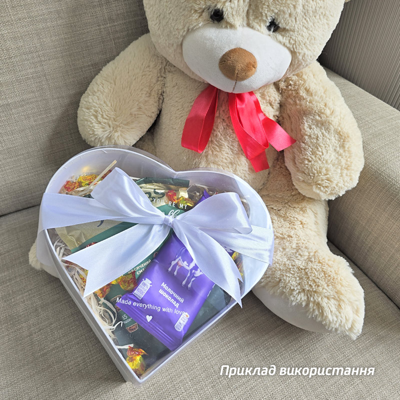 Подарункова коробка Серце з прозорою кришкою, 28х25х11 см, Біла (UPK-060647)