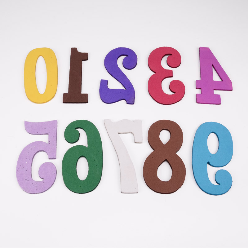Декоративные изделия из фоамирана Цифры, 7х3,5 см, Микс (FOM-056573)