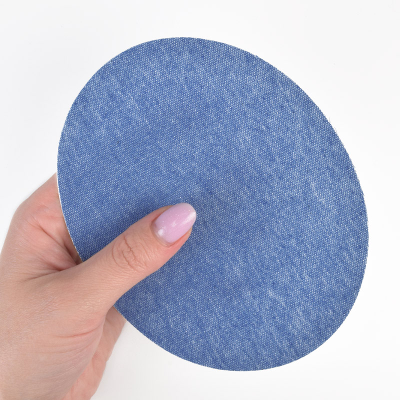 Термонаклейка для декору та ремонту одягу, 13,5х11 см, Синя світла (APL-060173)