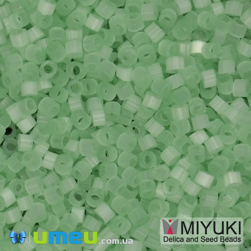 Бісер японський Miyuki Delica 11/0 DB828, Сатин салатовий (BIS-045510)