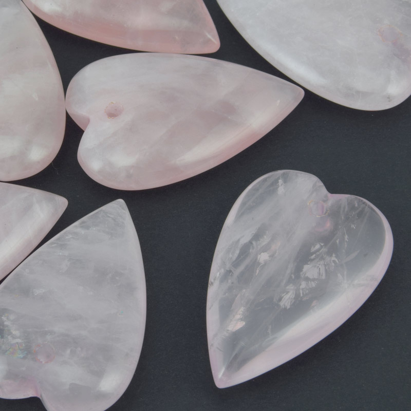 Підвіска Серце, Натур. камінь Кварц рожевий, 37х25х9 мм (POD-058635)