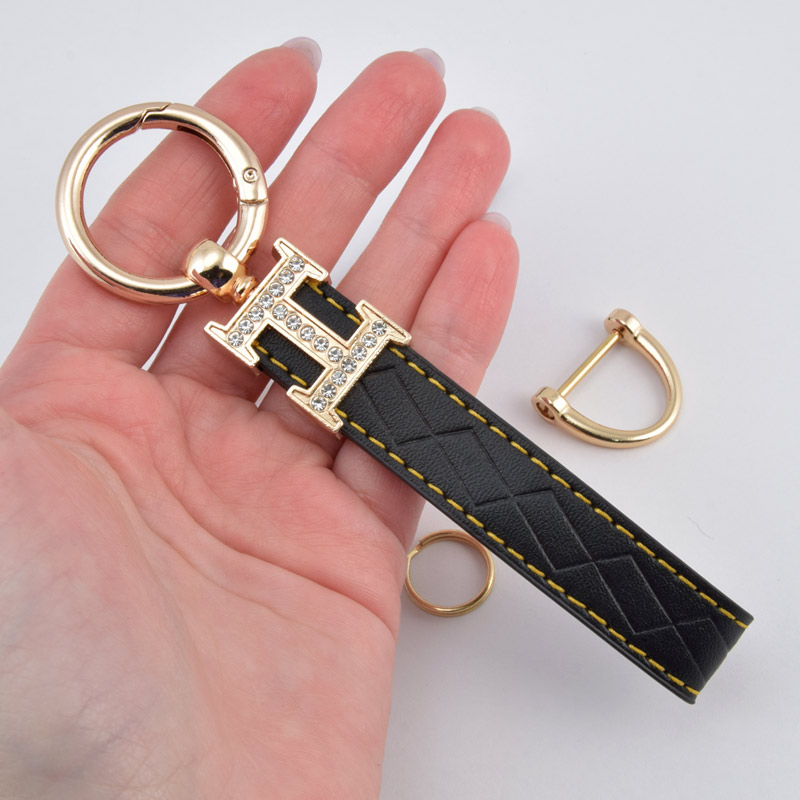 Брелок, 13х3,5 см, Черный, Искусственная кожа, Золото (OSN-058511)