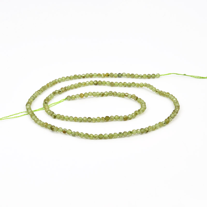 Намистини Перидот, Натур. камінь, 2-2,5 мм, Круглі грановані (BUS-058202)