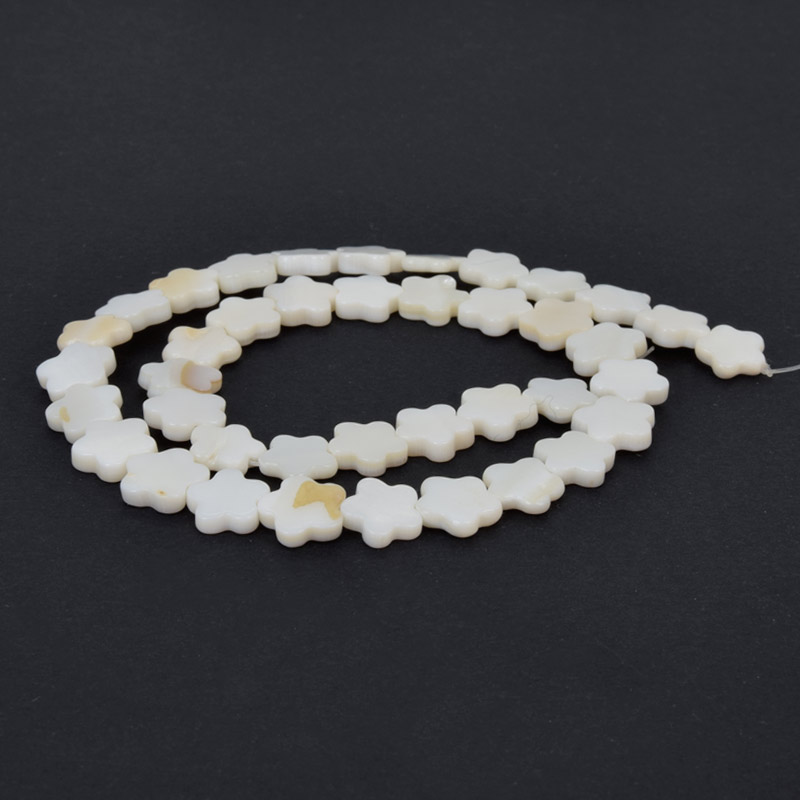 Намистини Перламутр кремовий, Натур. камінь, 10,5 мм, Квітка (BUS-058105)