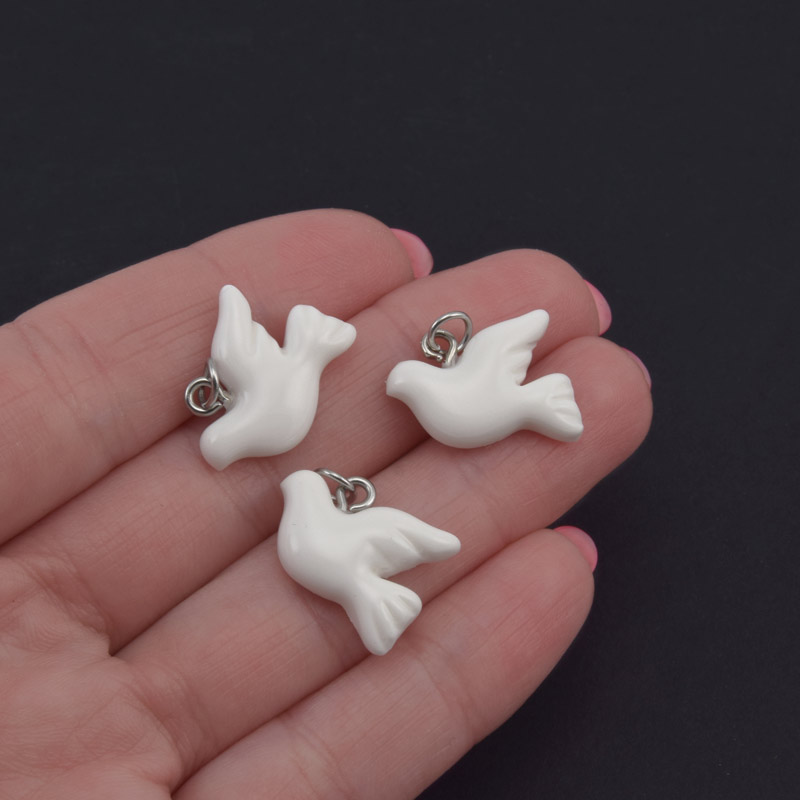 Підвіска Голуб із полімерної глини, 20х15 мм, Біла (POD-058995)