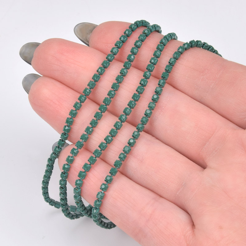 Стразовая цепь SS6 - 2,0 мм, Зеленая, Стразы стеклянные зеленые (ZEP-061033)