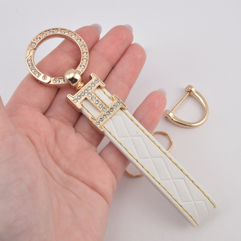 Брелок, 13х3,5 см, Білий, Штучна шкіра, Золото (OSN-058510)