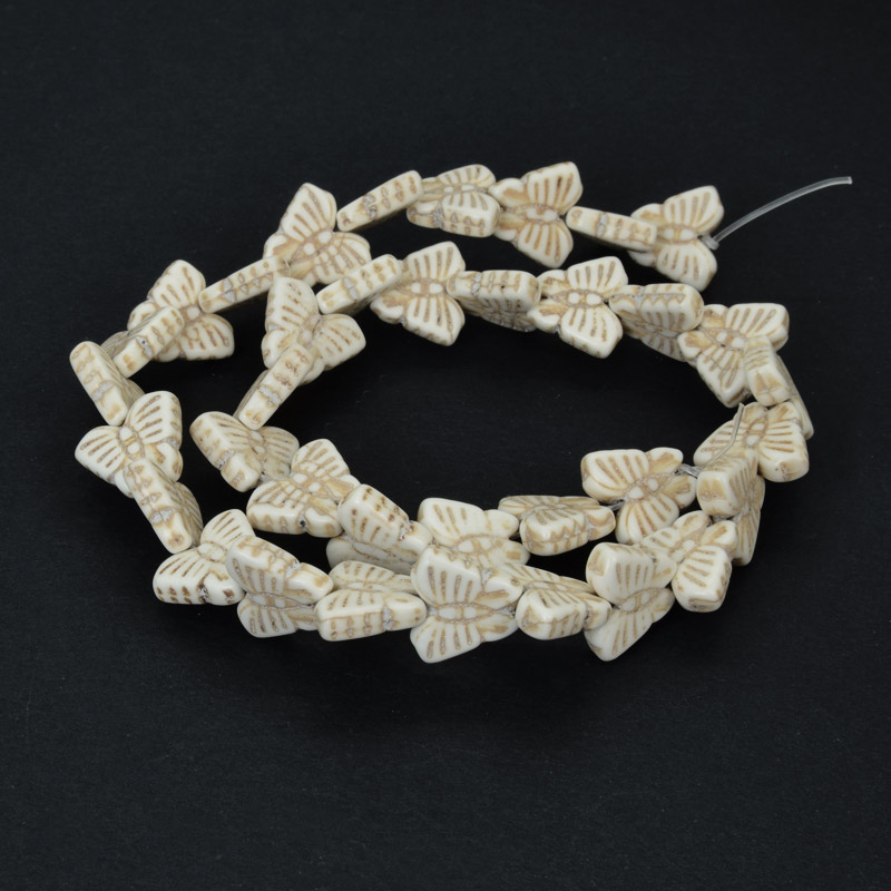 Намистини Бірюза пофарбована, Синт. камінь, 15х13х4 мм, Метелик (BUS-057571)