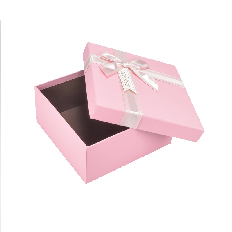 Подарункова коробка Квадратна, 17х17х8 см, Рожева (UPK-060616)