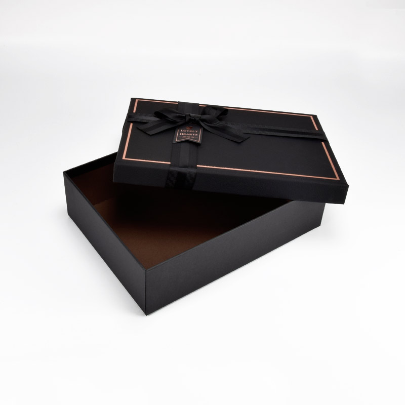 Подарочная коробка Прямоугольная, 23х17х7 см, Черная (UPK-060609)