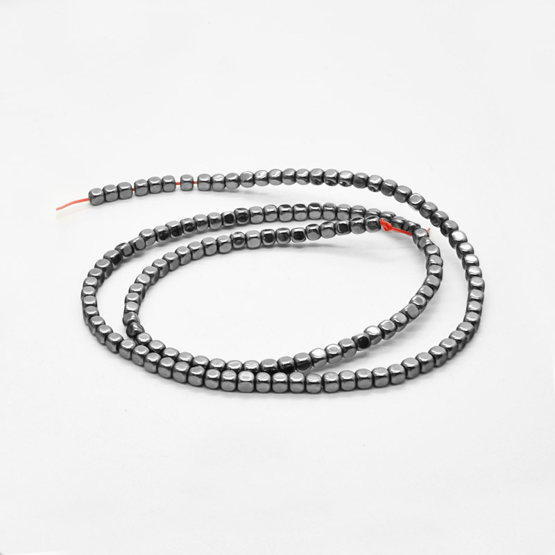 Намистини Гематит, Натур. камінь, Кубик, 3х3х3 мм (BUS-053994)