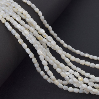 Намистини Перламутр кремовий, Натур. камінь, 4х3 мм, Рис (BUS-058130)