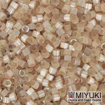 Бісер японський Miyuki Delica 11/0 DB1802, Сатин бежевий (BIS-058210)