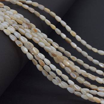 Намистини Перламутр бежевий, Натур. камінь, 5х3 мм, Крапля (BUS-058131)