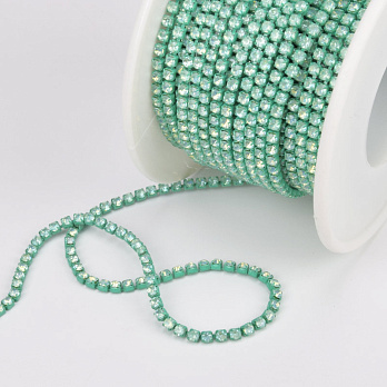 Стразовая цепь SS6 - 2,0 мм, Мятная, Стразы стеклянные белые хамелеон (ZEP-061021)